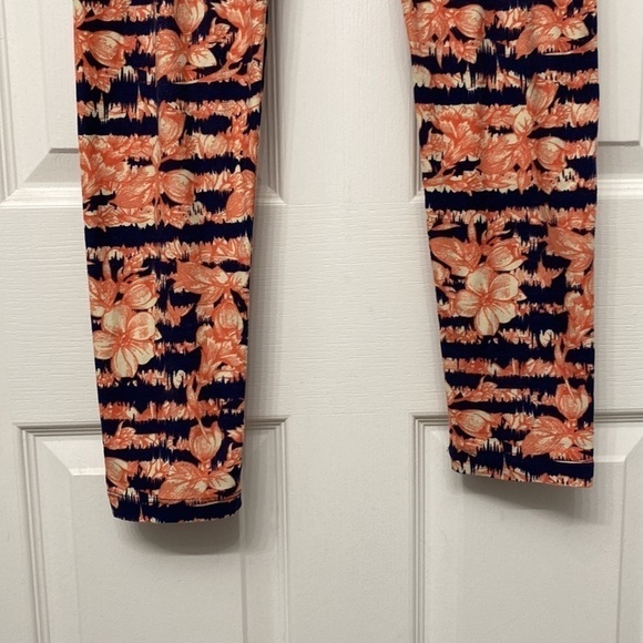 🔥 5/$25 LuLaRoe Leggings - Picture 4 of 11